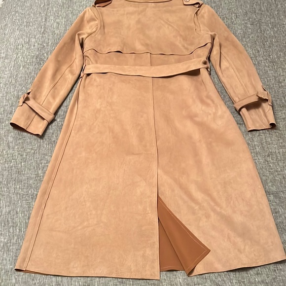 Mocha Collared Belted Trench Coat - Picture 4 of 6